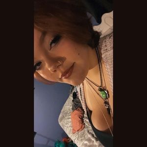 Meet your Posher, Alison